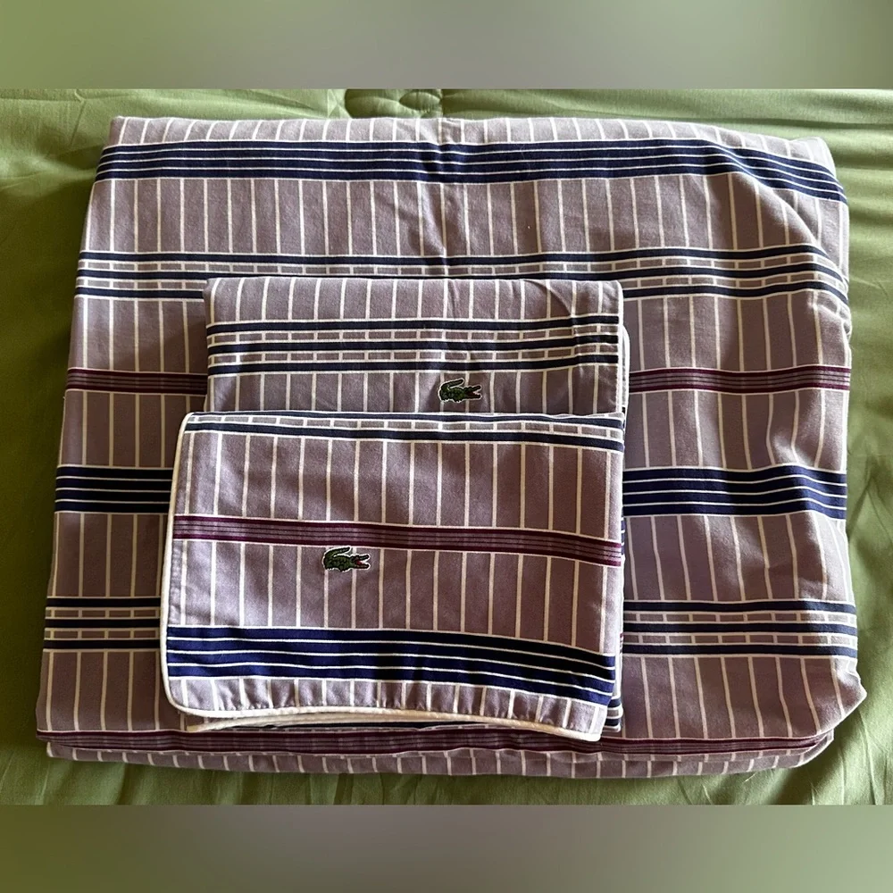 Lacoste King Duvet Pair King Pillow Shams. Purple/Blue and White stripes. Clean